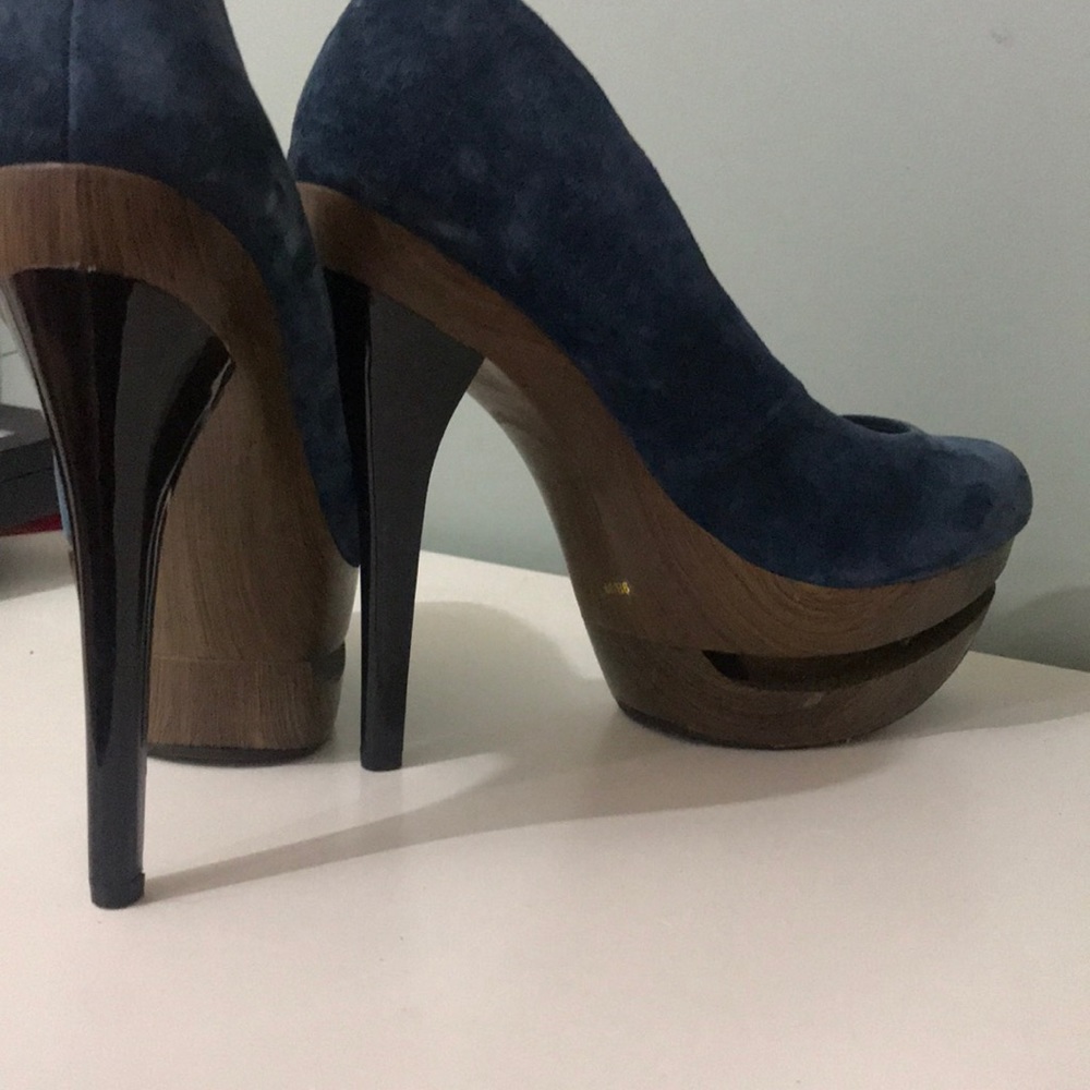 Jessica Simpson - Picture 3 of 3